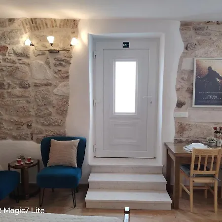 New In Centre With Private Parking * Šibenik