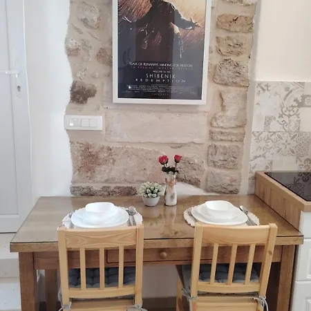 New In Centre With Private Parking Apartment
